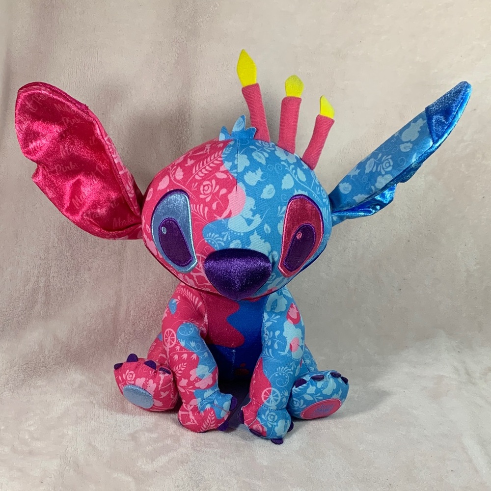STITCH Crashers Disney Plush Series 7 of 12 Sleeping Beauty Limited Released